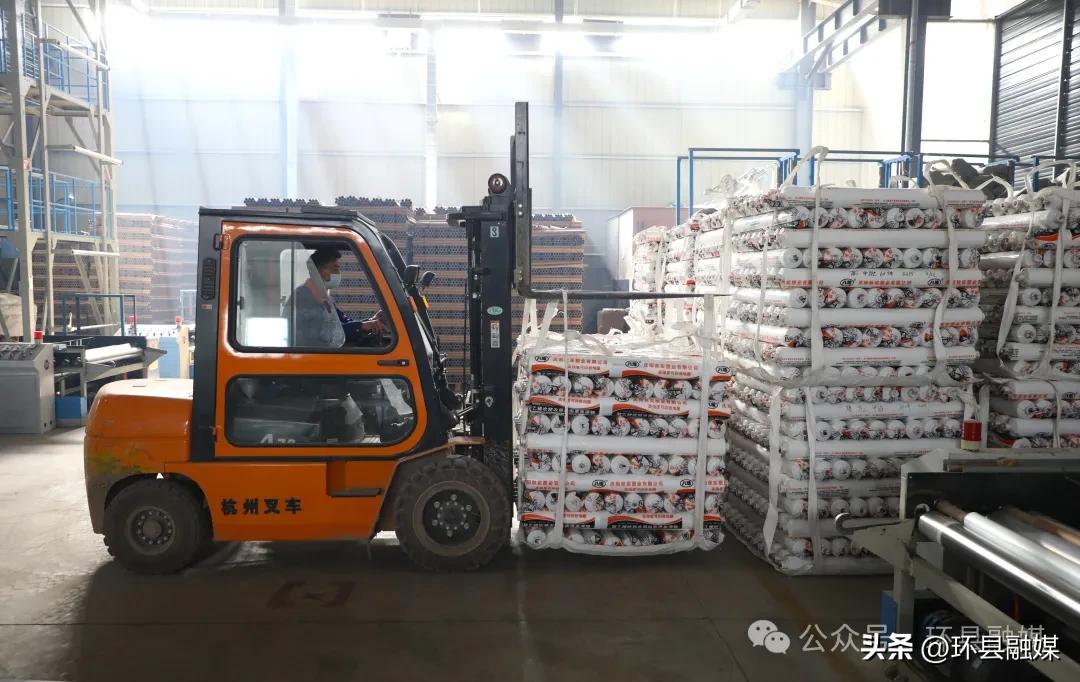 环县:农资储备粮草足绘好春耕保障图