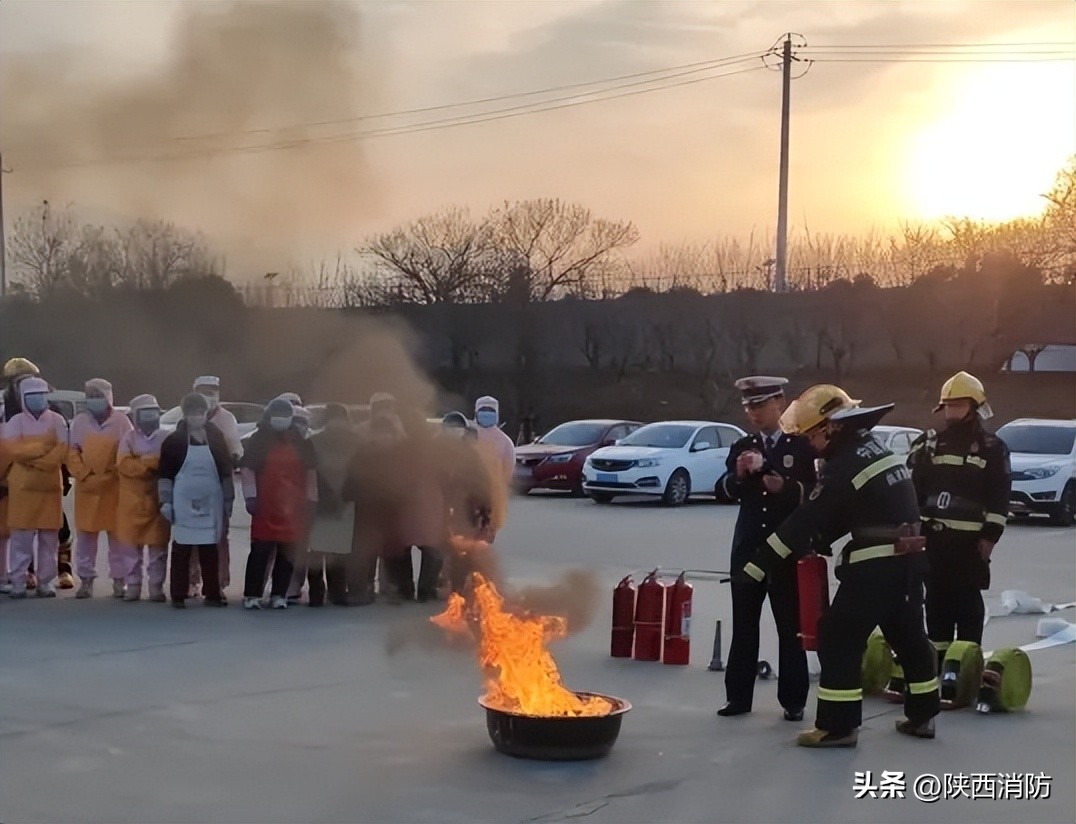正月十五喜闹元宵·营商安全消防护航
