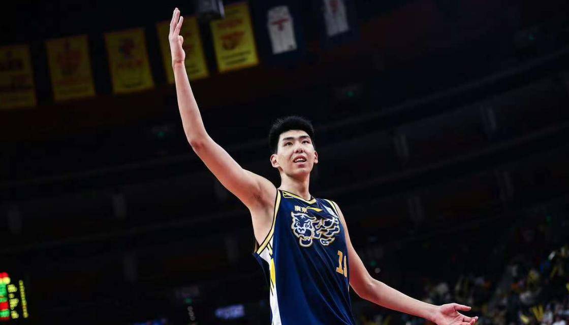 辽宁男篮拒绝输球!全力击败广东宏远,奥利弗首秀,CCTV5直播