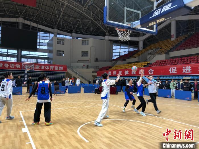 教育领航五育并举民进尽所能帮扶毕节