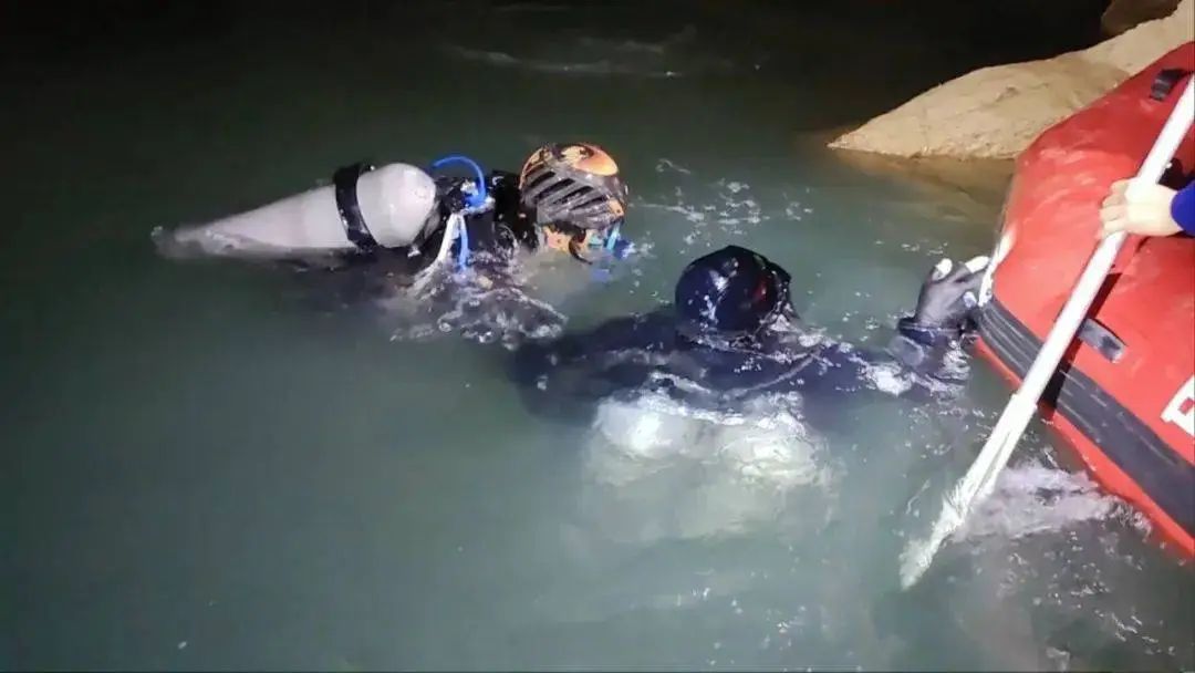 69小时生死营救!2名科考人员在广西溶洞失联后奇迹生还今日