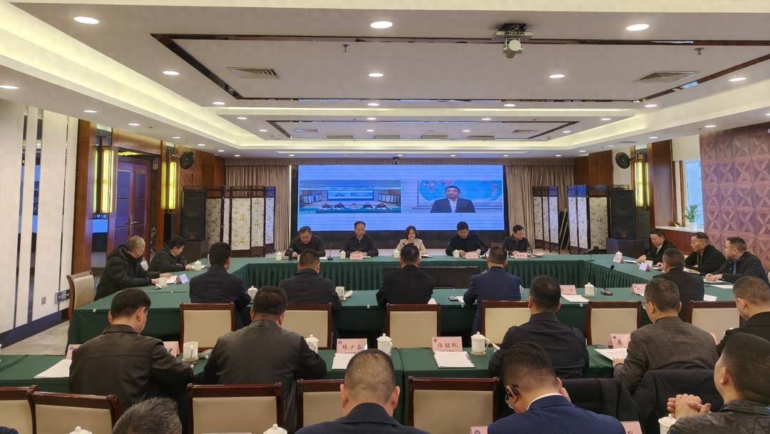 民营企业座谈会提振信心四川民营企业家话感受:将创新突破、努