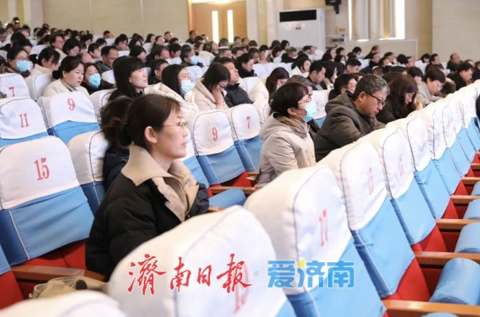 开学前,莱芜职业技术学院教师这样充电