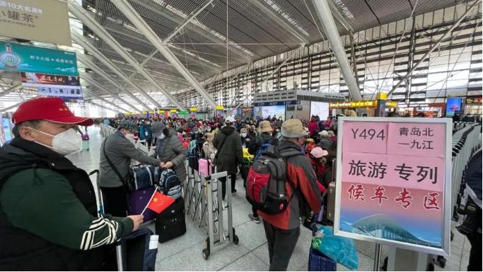 @爸爸妈妈,今年有100多趟银发列车,好客山东旅游线路将开行