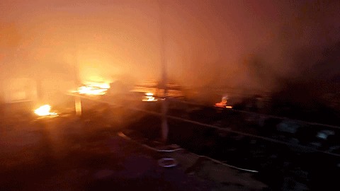 哭笑不得!渭南一居民好心给猪取暖却引发火灾