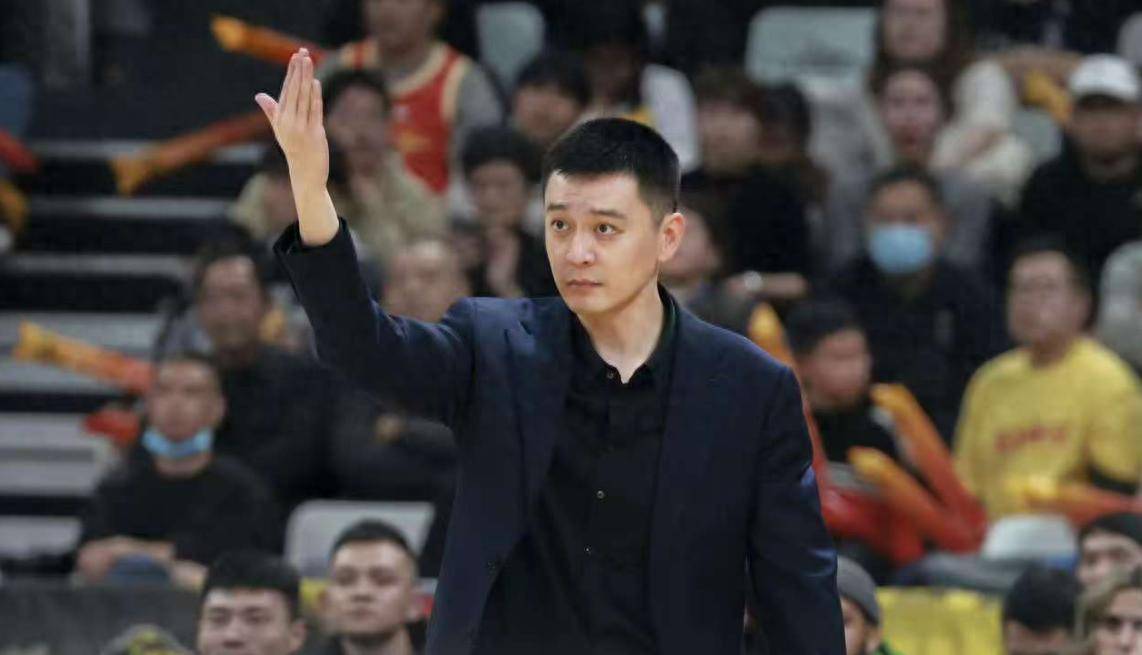 辽宁男篮拒绝输球!全力击败广东宏远,奥利弗首秀,CCTV5直播