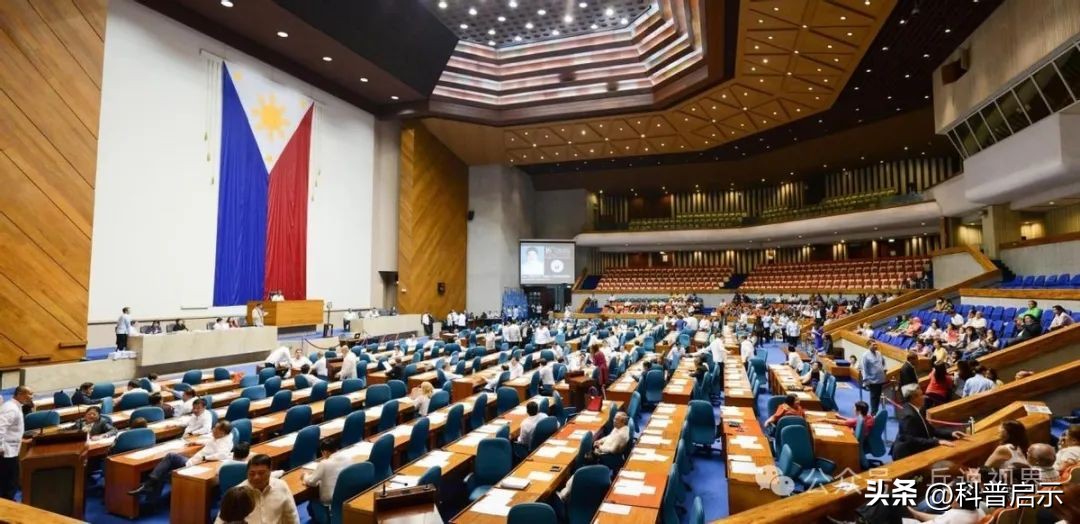 马科斯内忧外患,杜特尔特大反击,中国釜底抽薪:重新定义菲领
