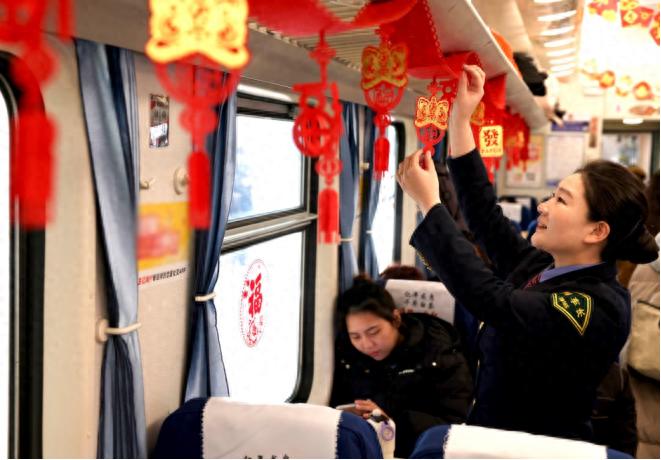 高铁速度那么快，司机万一走神怎么办？真相竟然是这样……今