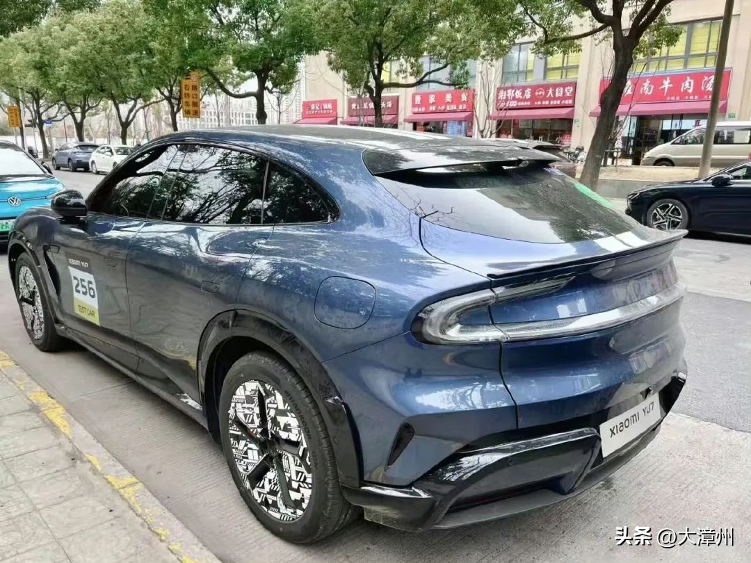 小米YU7续航信息曝光:最远820公里