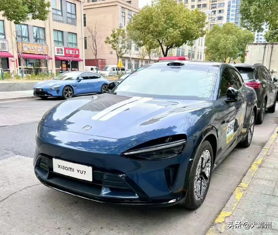 小米YU7续航信息曝光:最远820公里