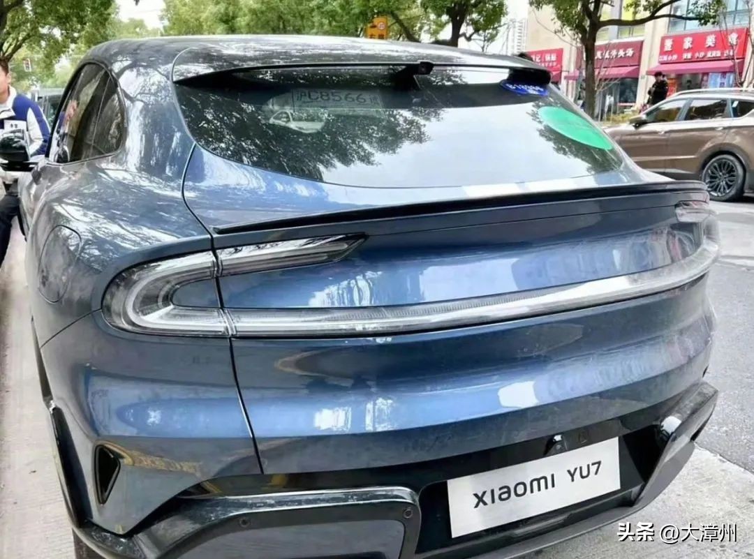 小米YU7续航信息曝光:最远820公里
