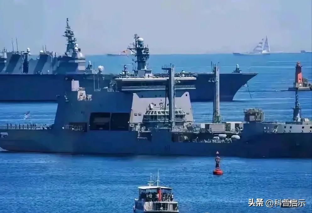 近防炮开火!震惊澳大利亚,想要击沉055万吨大驱,几乎不可能